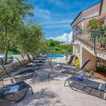 Apartment Fuer 3 Personen Ca 32 Qm In Drenje, Istrien Bucht Von Rasa